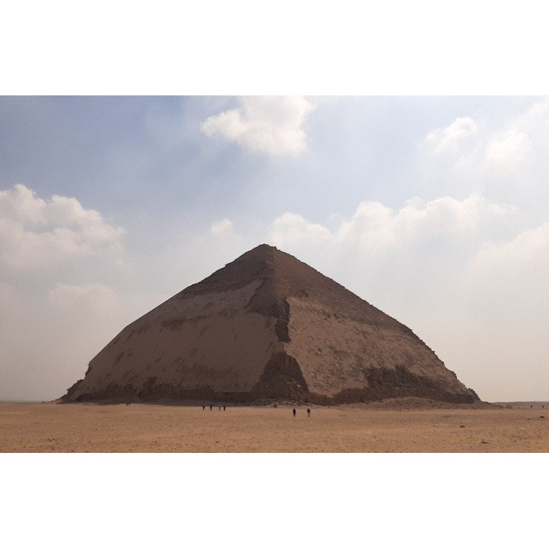 Pirâmide Acodada Dahshur Essence